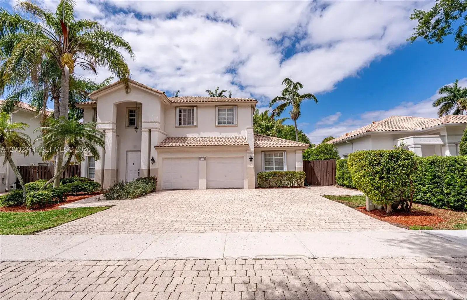 6772 NW 111th Ave, Doral FL 33178 photo 4