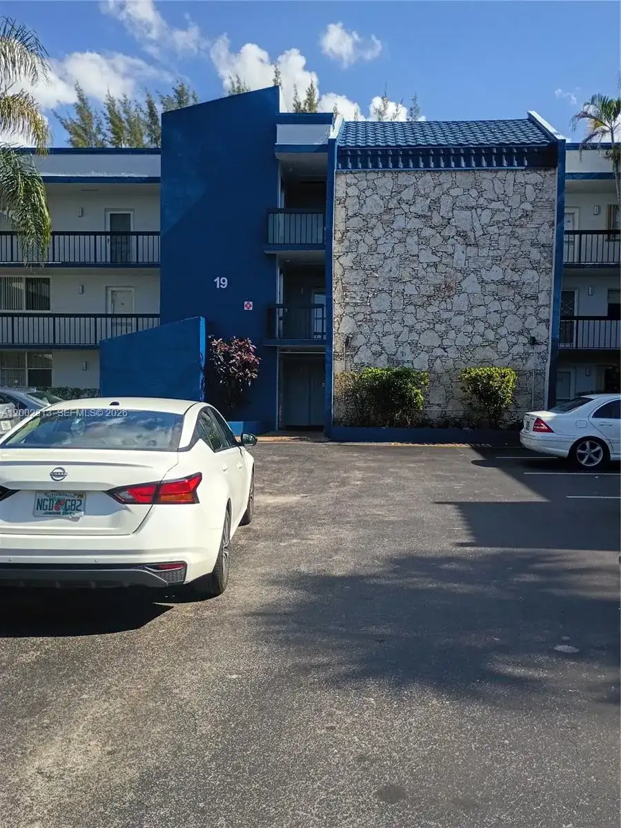 3040 Holiday Springs Blvd # 110, Margate FL 33063 photo 3