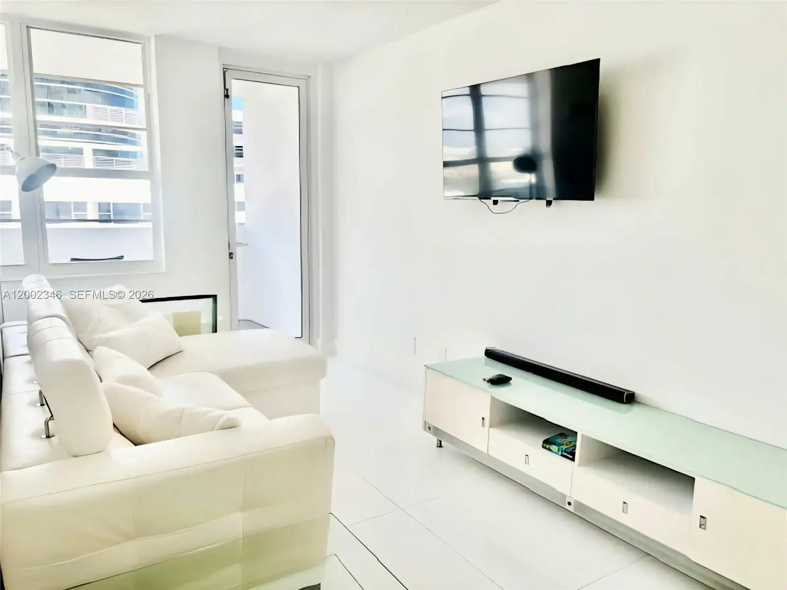 100 Lincoln Rd # 927, Miami Beach FL 33139 photo 2
