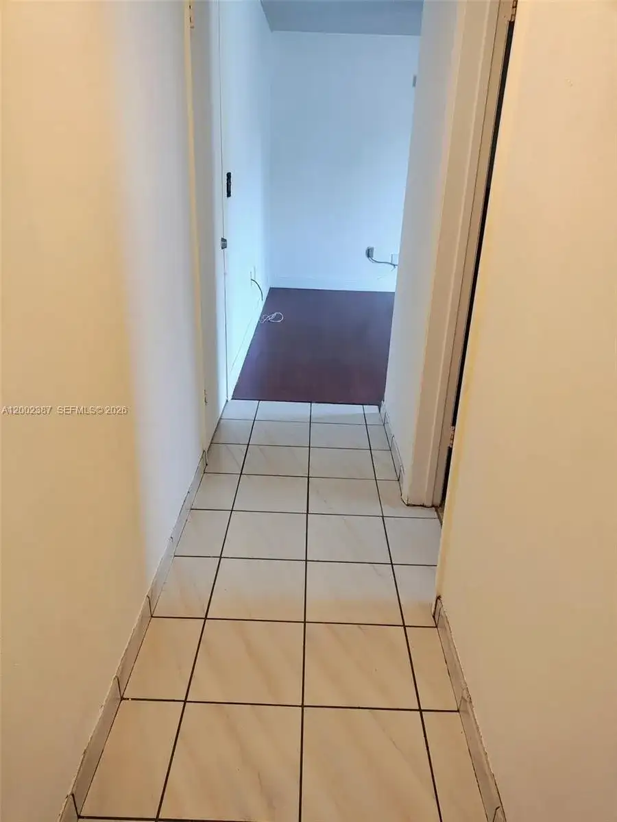 525 SW 56th Ave # 525, Miami FL 33134 photo 4