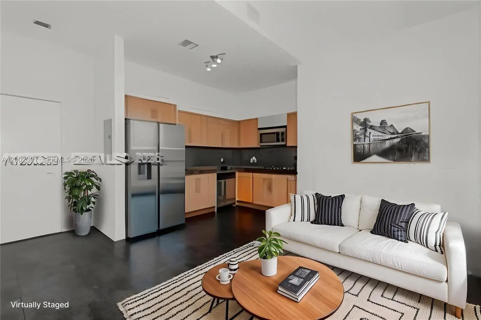 1 bedroom 1 bath Residential for sale at 300 S Biscayne Blvd # 3903, Miami FL 33131