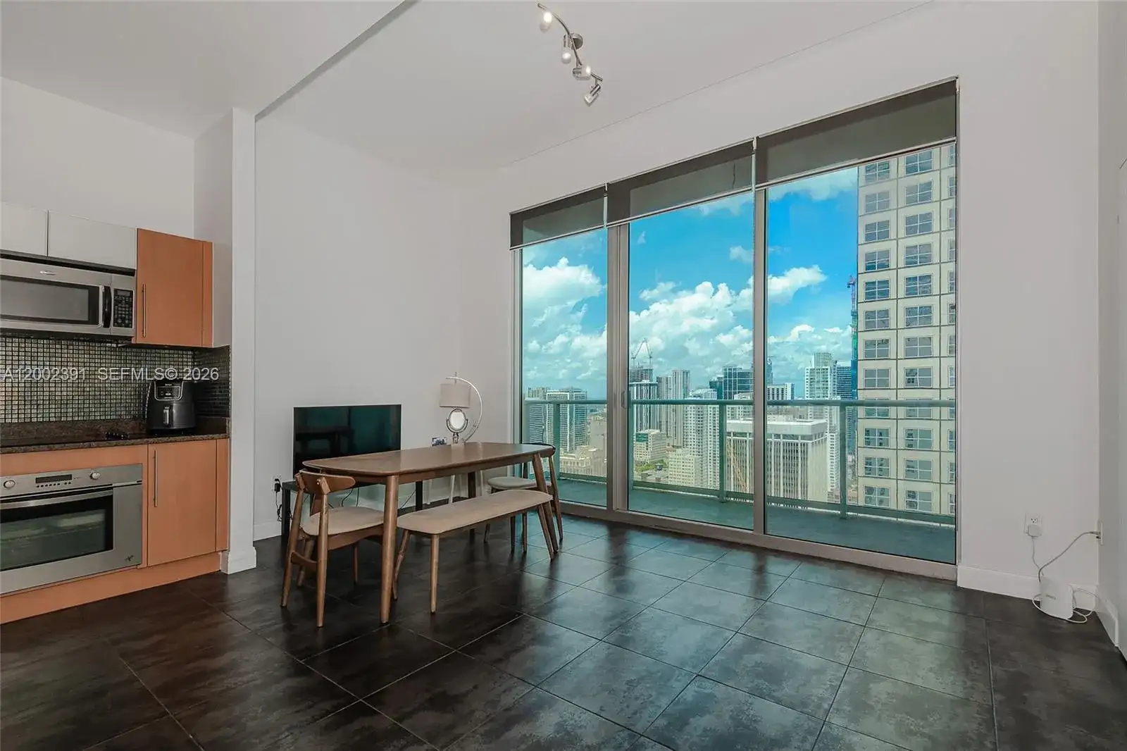 300 S Biscayne Blvd # 3903, Miami FL 33131 photo 2