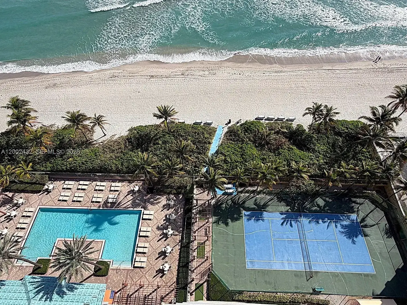 2080 S Ocean Dr, Hallandale Beach FL 33009 photo 4