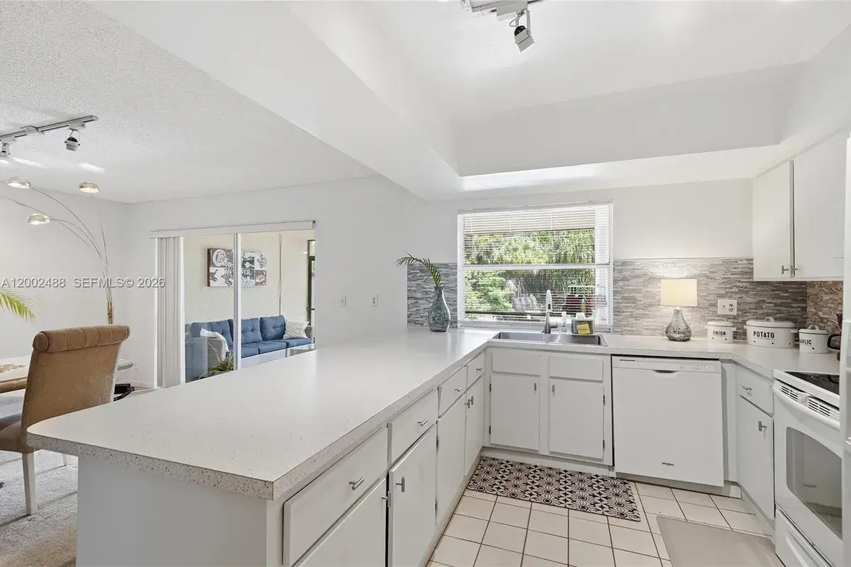 4309 Coral Springs Dr # 2G, Coral Springs FL 33065