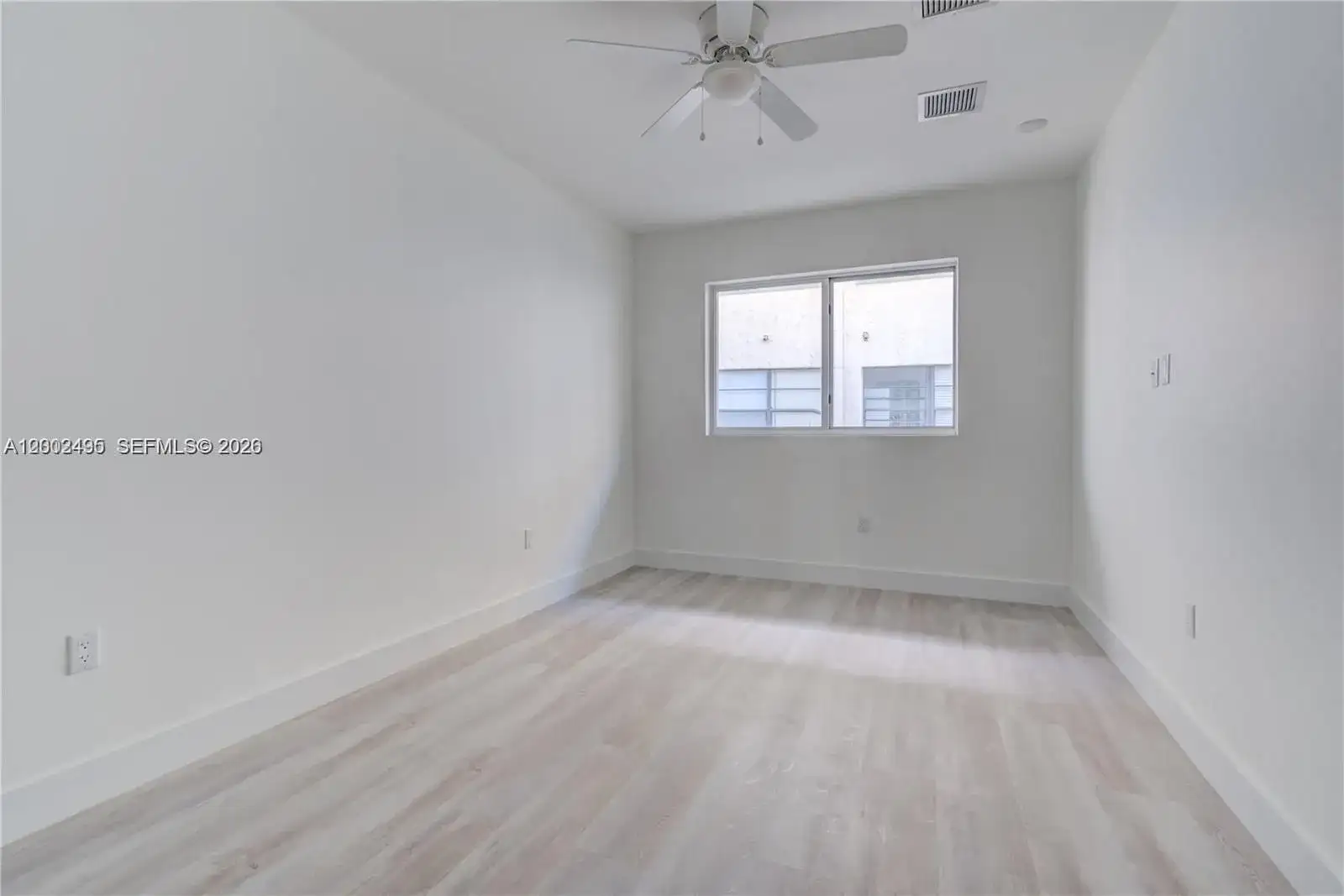 940 Michigan Ave # 4, Miami Beach FL 33139 photo 5
