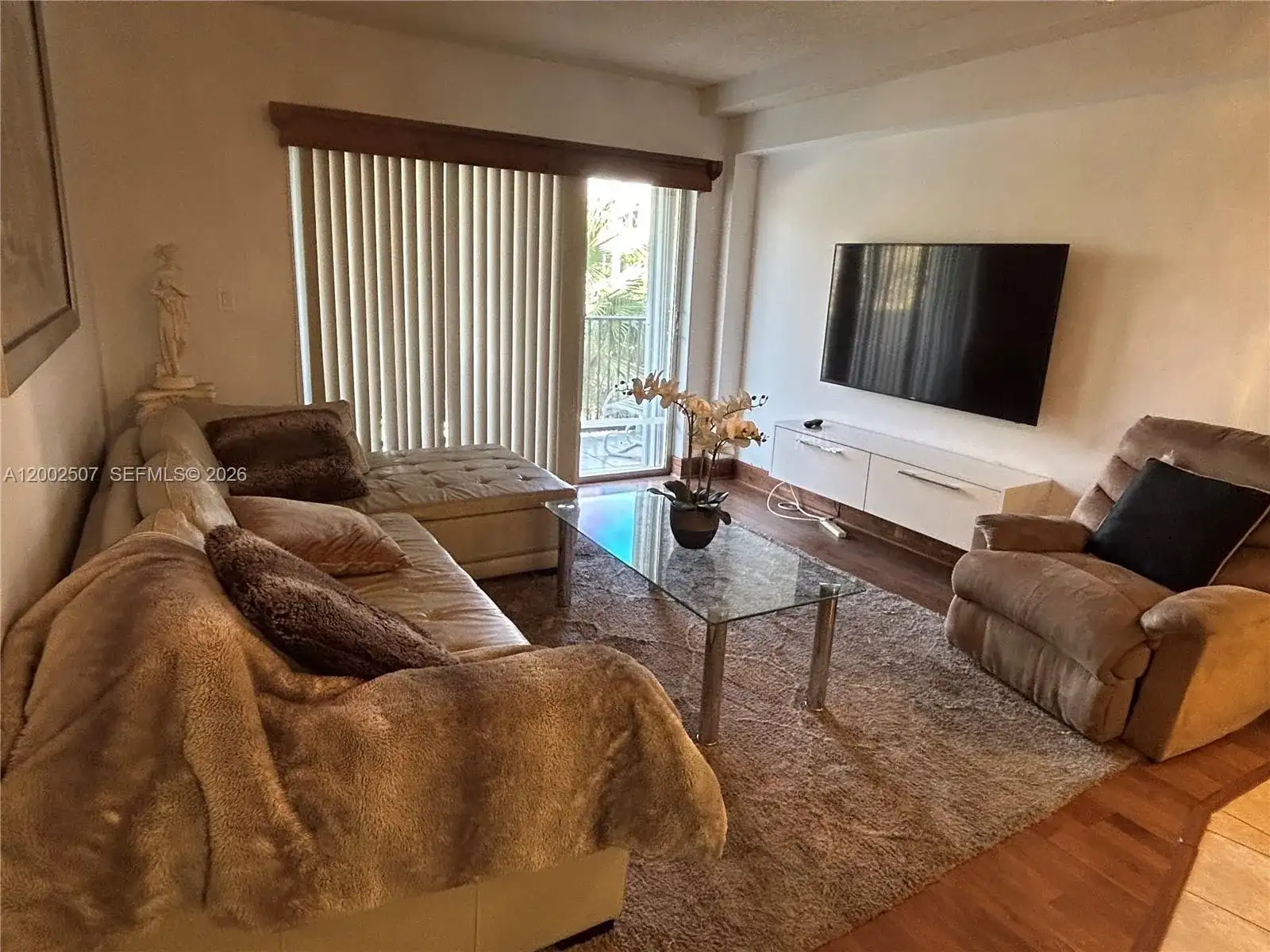 201 180th Dr # 114, Sunny Isles Beach FL 33160 photo 2