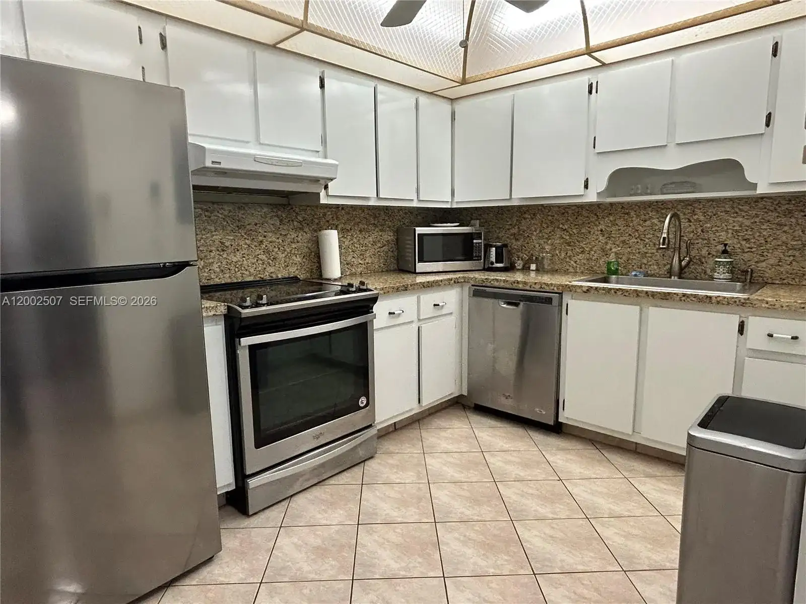 201 180th Dr # 114, Sunny Isles Beach FL 33160 photo 3
