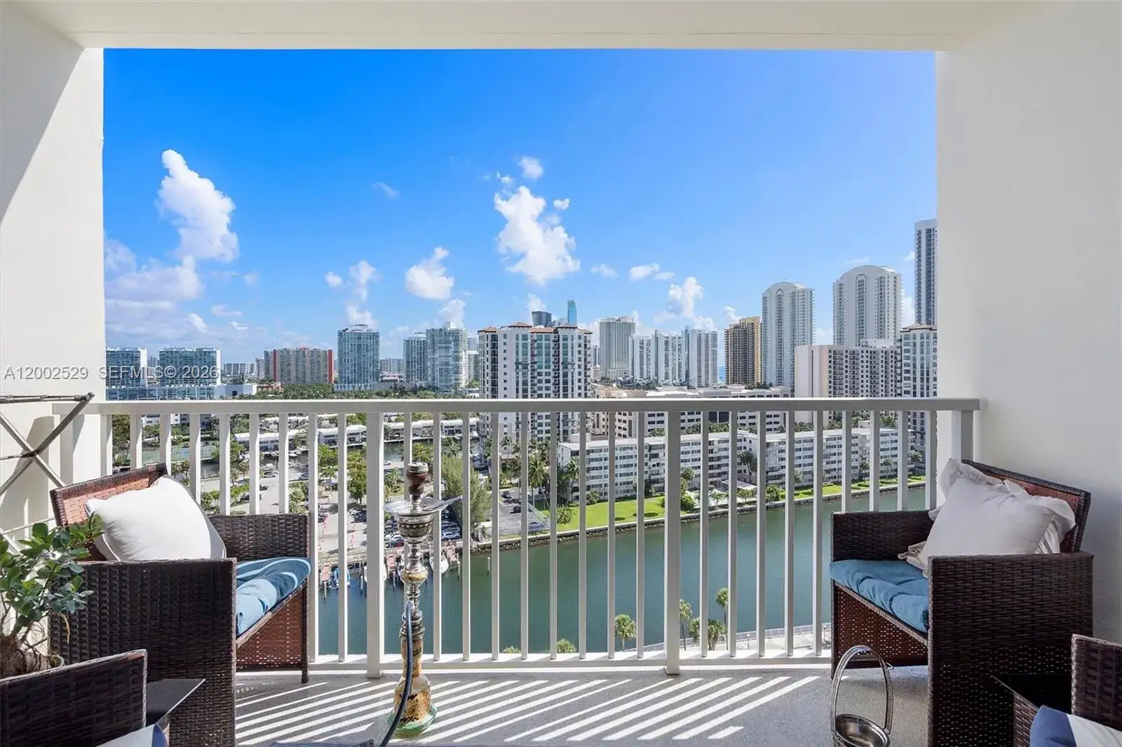 300 Bayview Dr # 1503, Sunny Isles Beach FL 33160