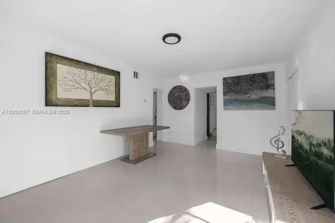 7910 Byron Ave, Miami Beach FL 33141 photo 5