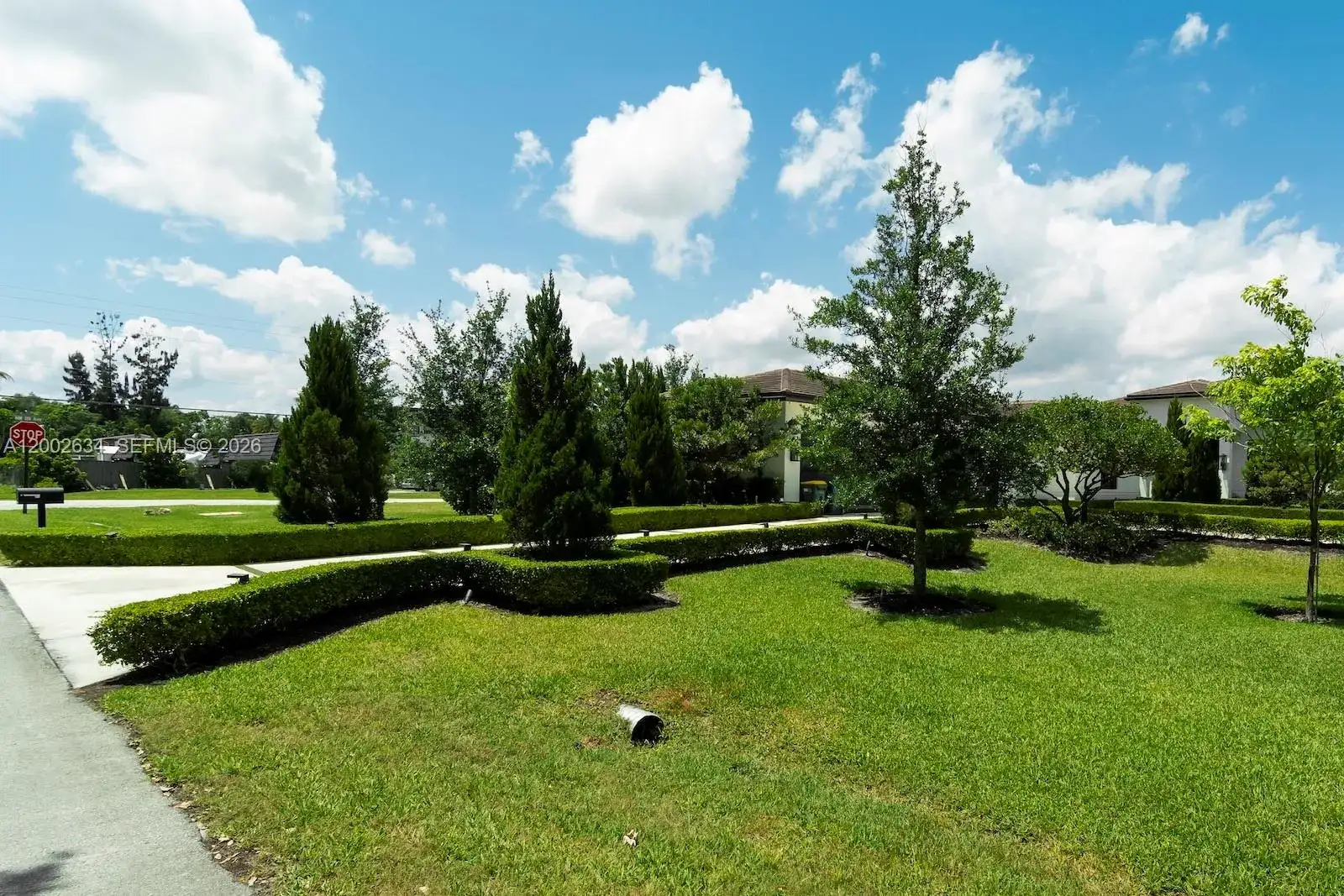 11791 NW 6th Pl, Plantation FL 33325 photo 2