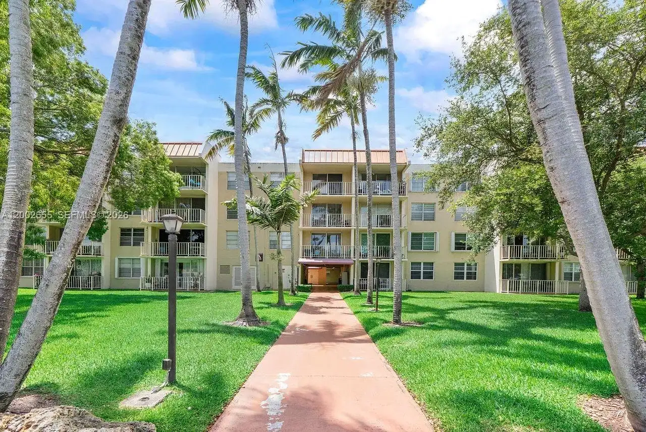 13100 SW 92nd Ave, Miami FL 33176