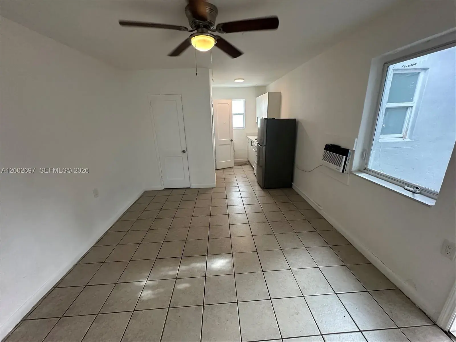 480 SW 10th St # 6, Miami FL 33130 photo 2