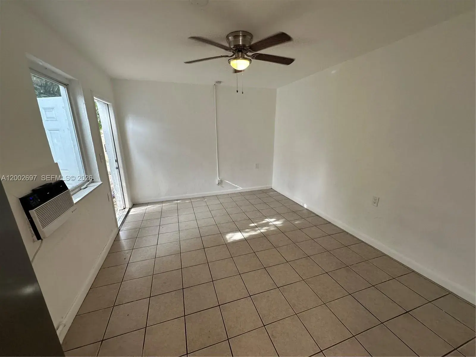 480 SW 10th St # 6, Miami FL 33130 photo 5