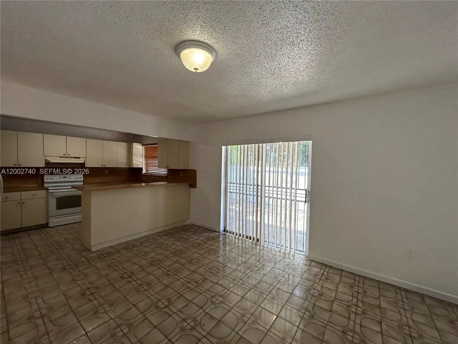 230 NW 51st Ave # 230, Miami FL 33126 photo 3