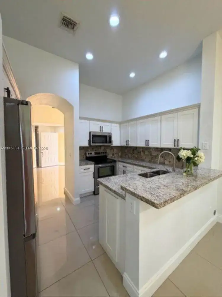 11459 Lakeview Dr # 7A, Coral Springs FL 33071 photo 3