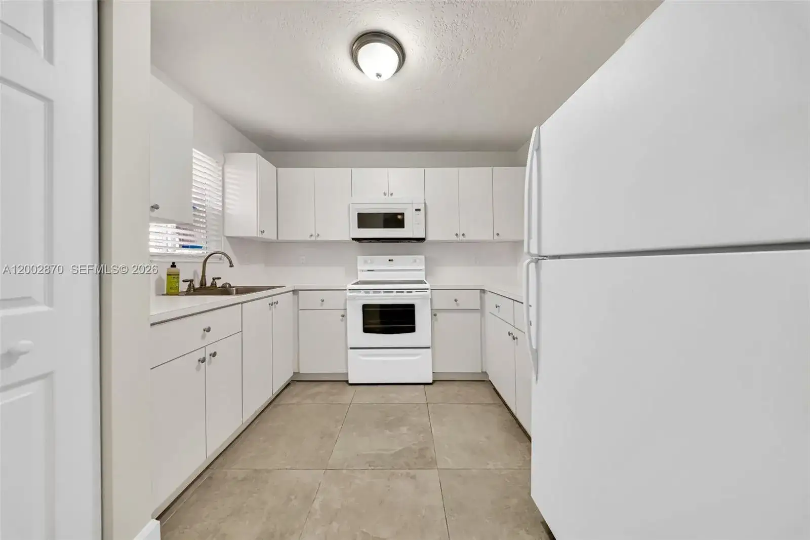 2610 W 76th St # 106, Hialeah FL 33016 photo 3