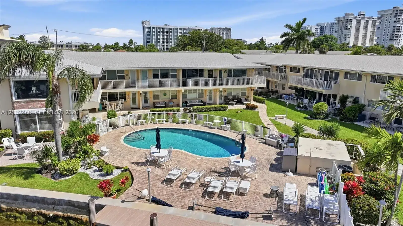 3216 SE 12th St # 8, Pompano Beach FL 33062 photo 4