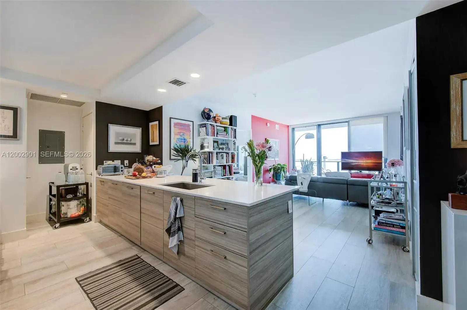 121 NE 34th St # 1607, Miami FL 33137 photo 2
