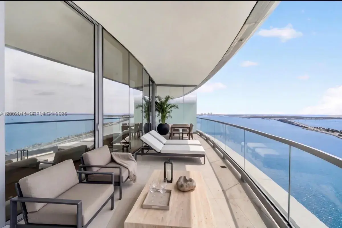 175 SE 25 Rd # 2602, Miami FL 33129