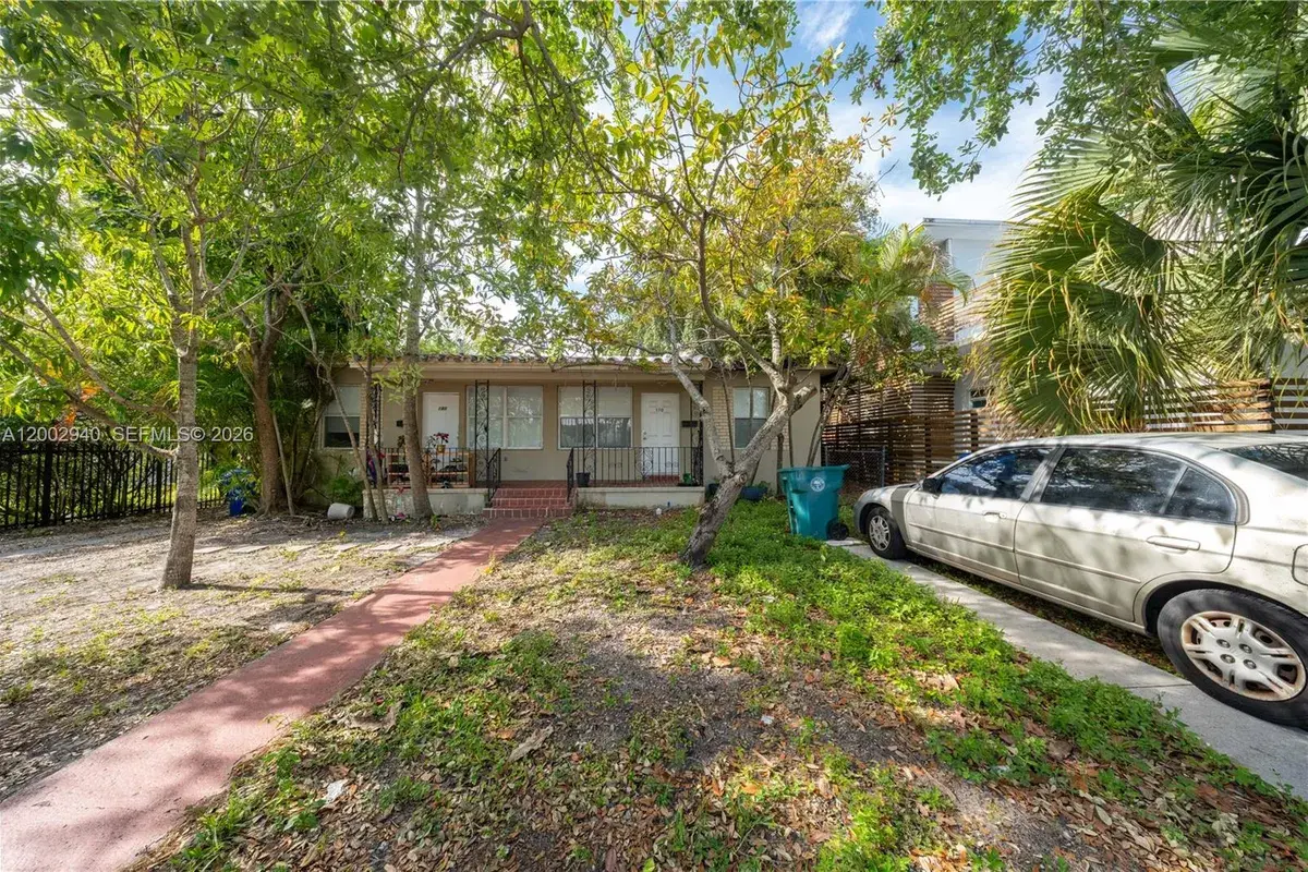 170 NE 48th St, Miami FL 33137