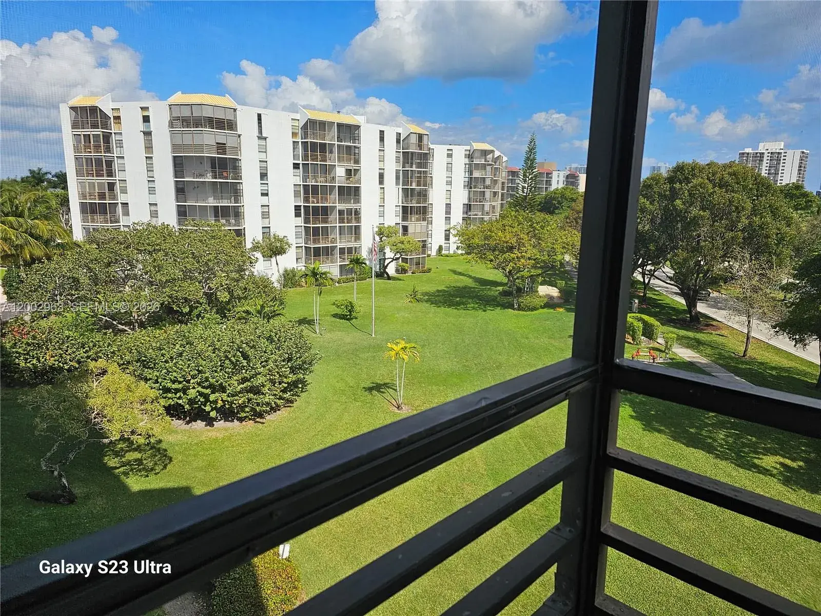 20400 W Country Club Dr # 508, Aventura FL 33180