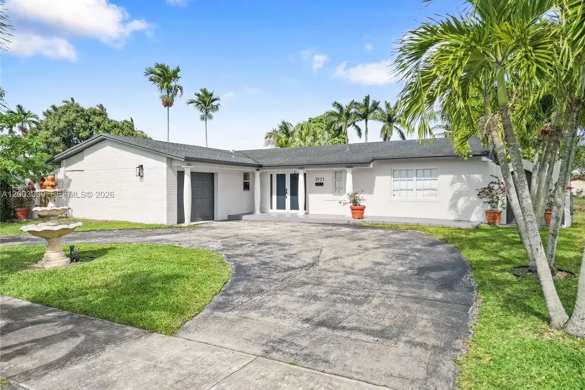 3921 SW 124th Ct, Miami FL 33175