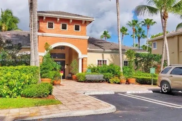 4195 N Haverhill Rd # 307, West Palm Beach FL 33417 photo 3