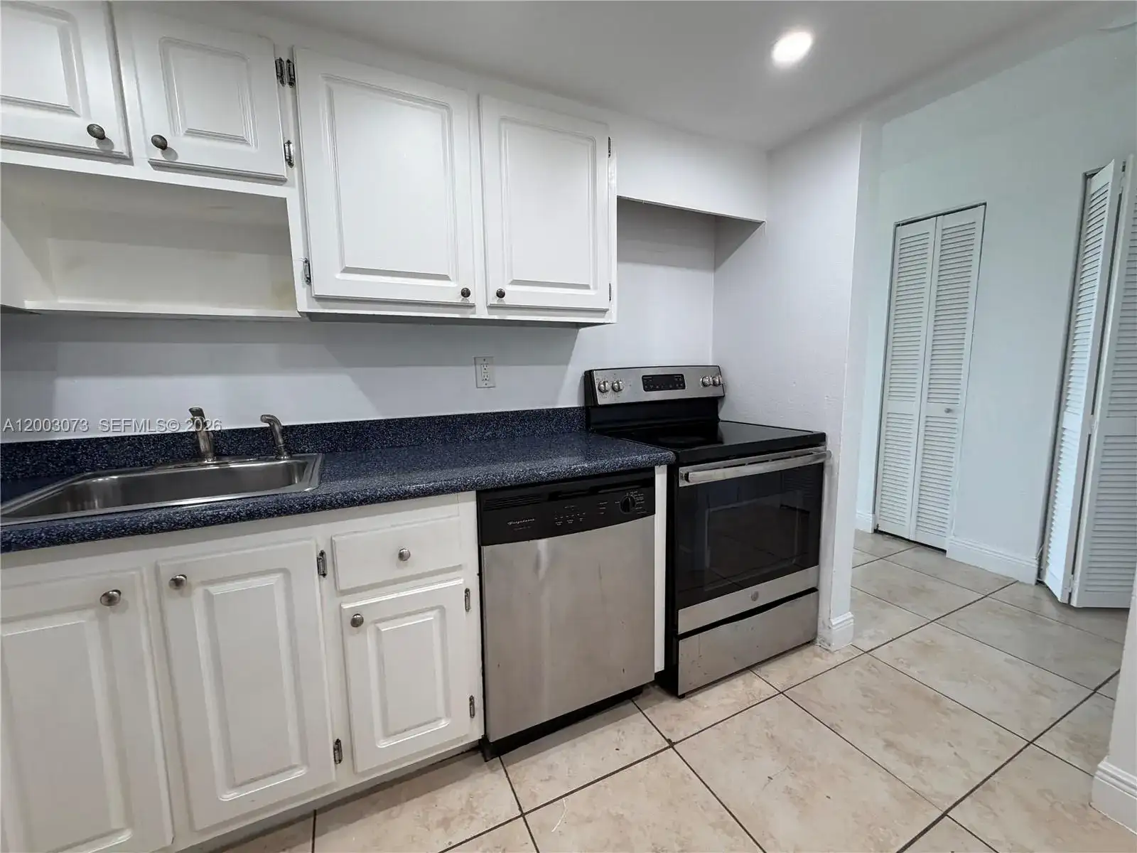 1805 Sans Souci Blvd # 526, North Miami FL 33181 photo 4