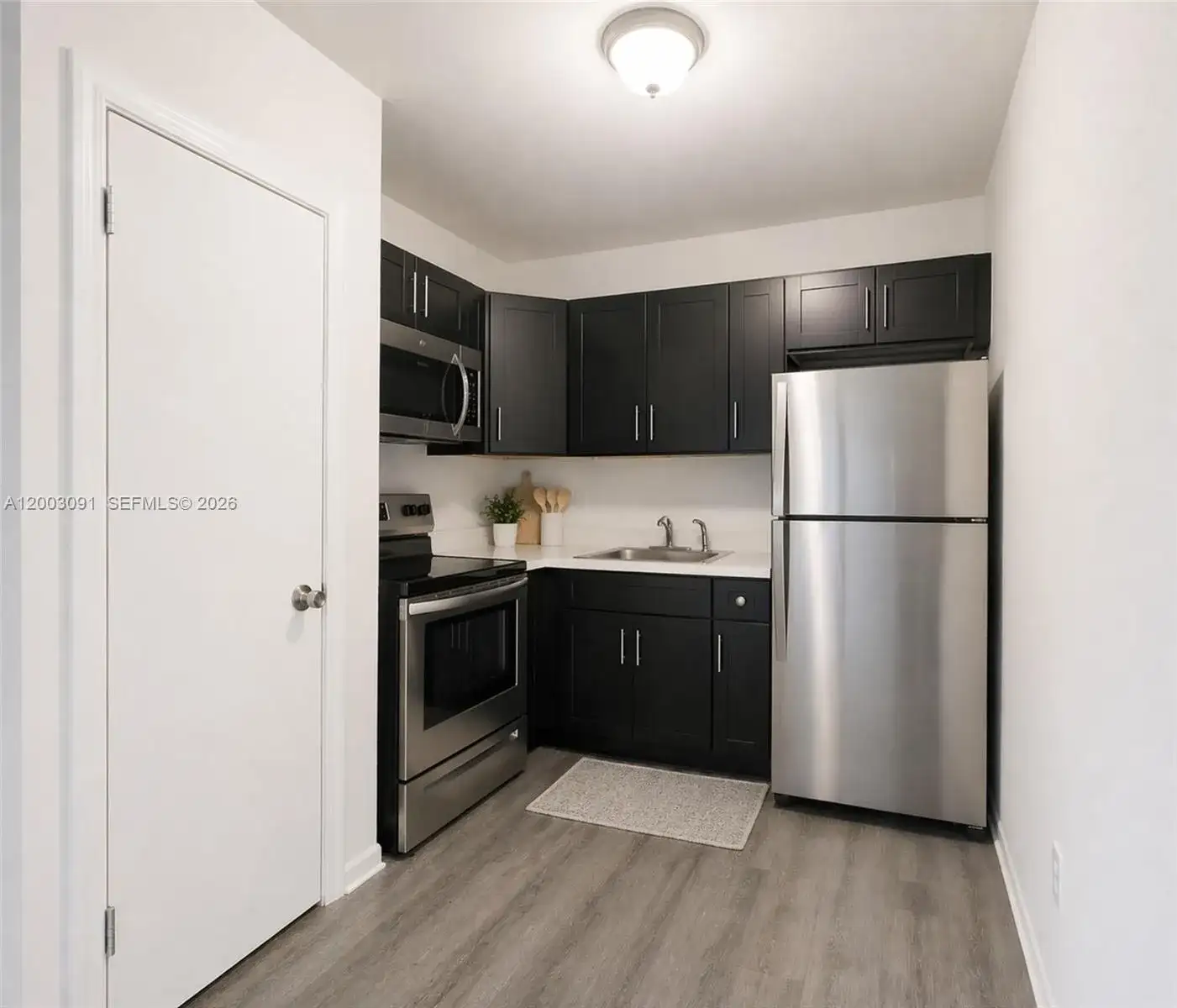 1177 NW 8th St Rd # 5, Miami FL 33136 photo 2