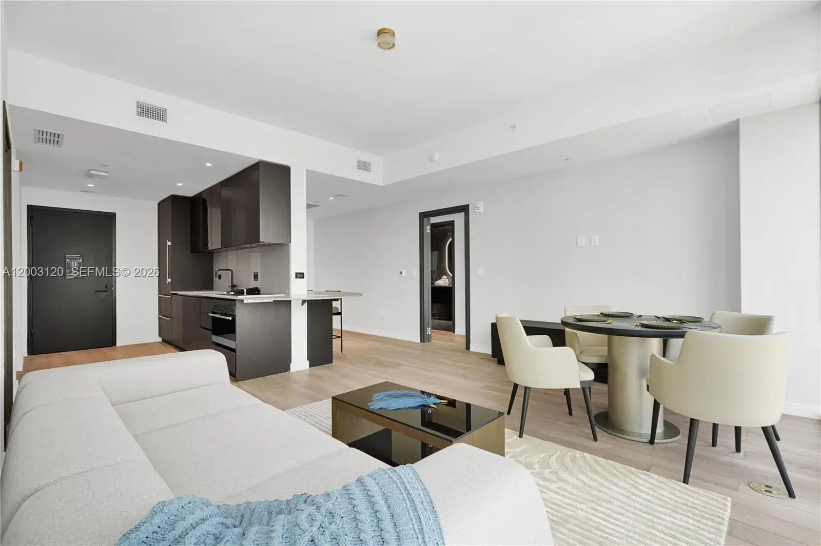 20 NE 11th St # 4006, Miami FL 33132