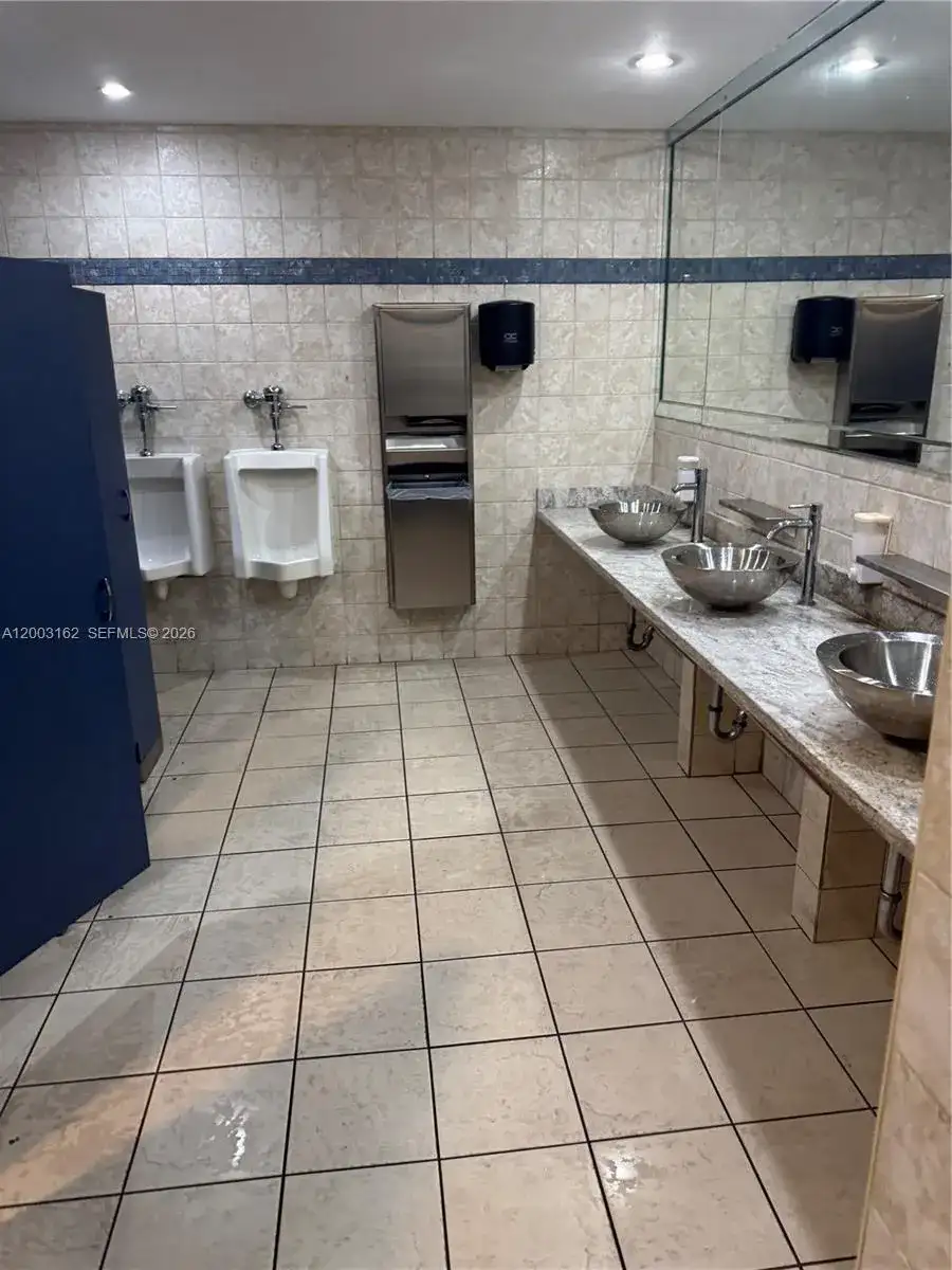 717 Ponce De Leon Blvd # 323, Coral Gables FL 33134 photo 4
