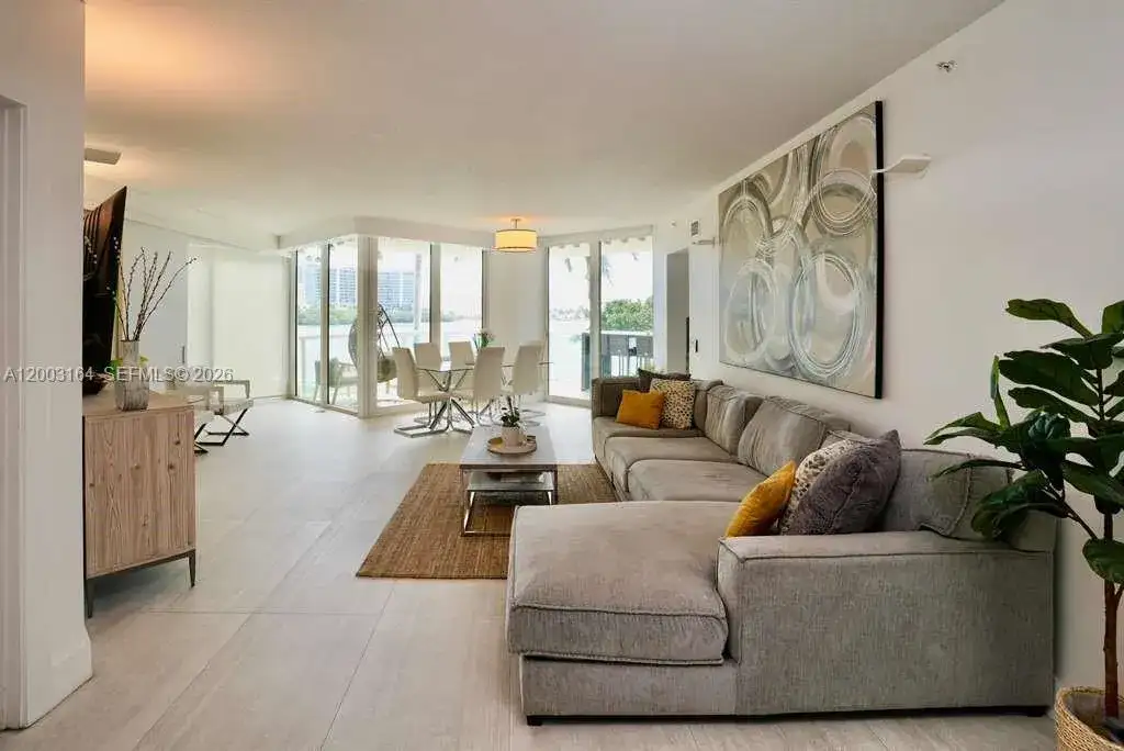 3370 Hidden Bay Dr # 213, Aventura FL 33180 photo 4