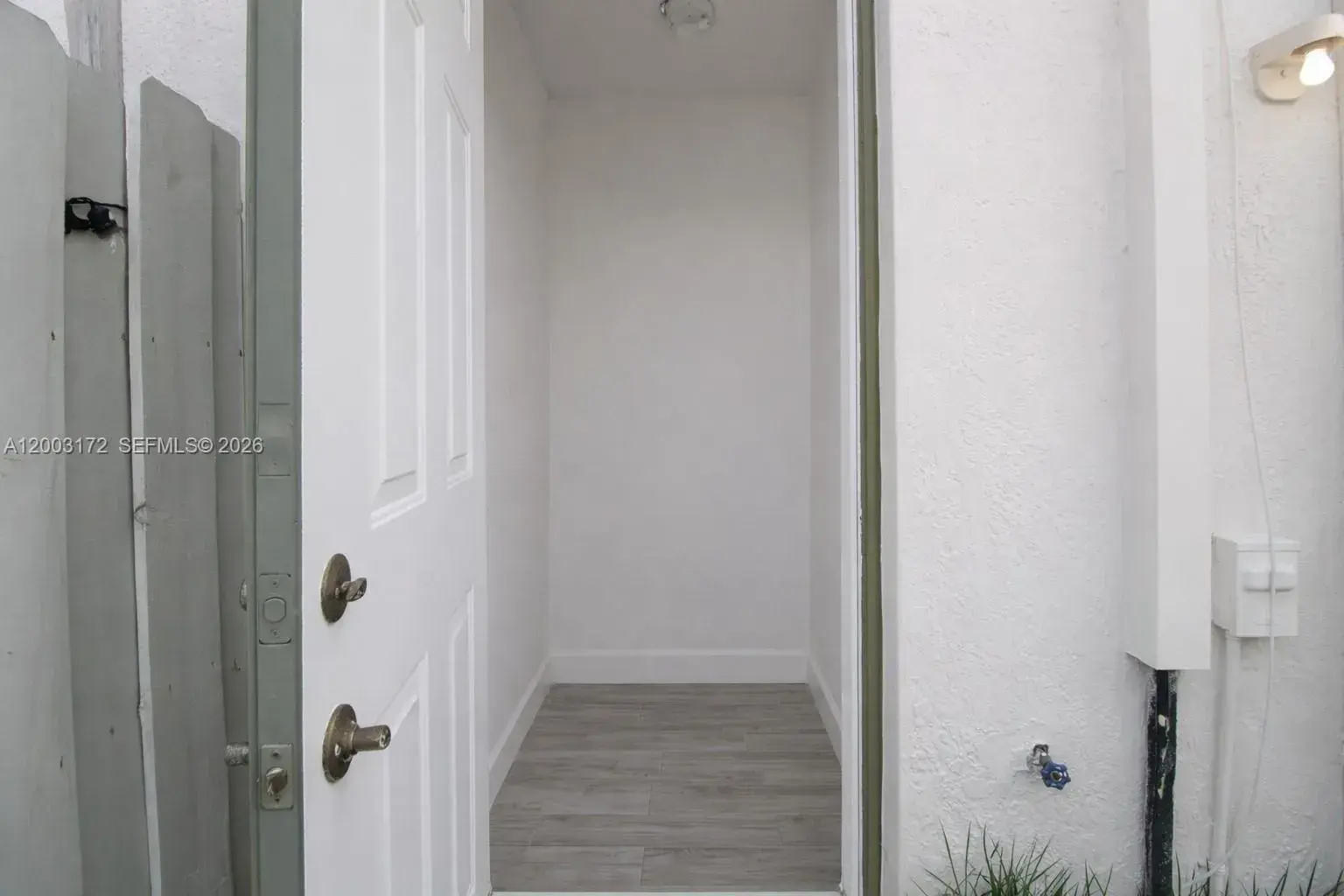 2264 NE 42nd Cir, Homestead FL 33033