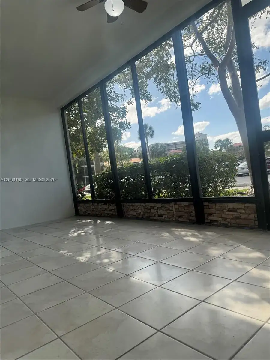 2312 S Cypress Bend Dr # 107, Pompano Beach FL 33069 photo 2