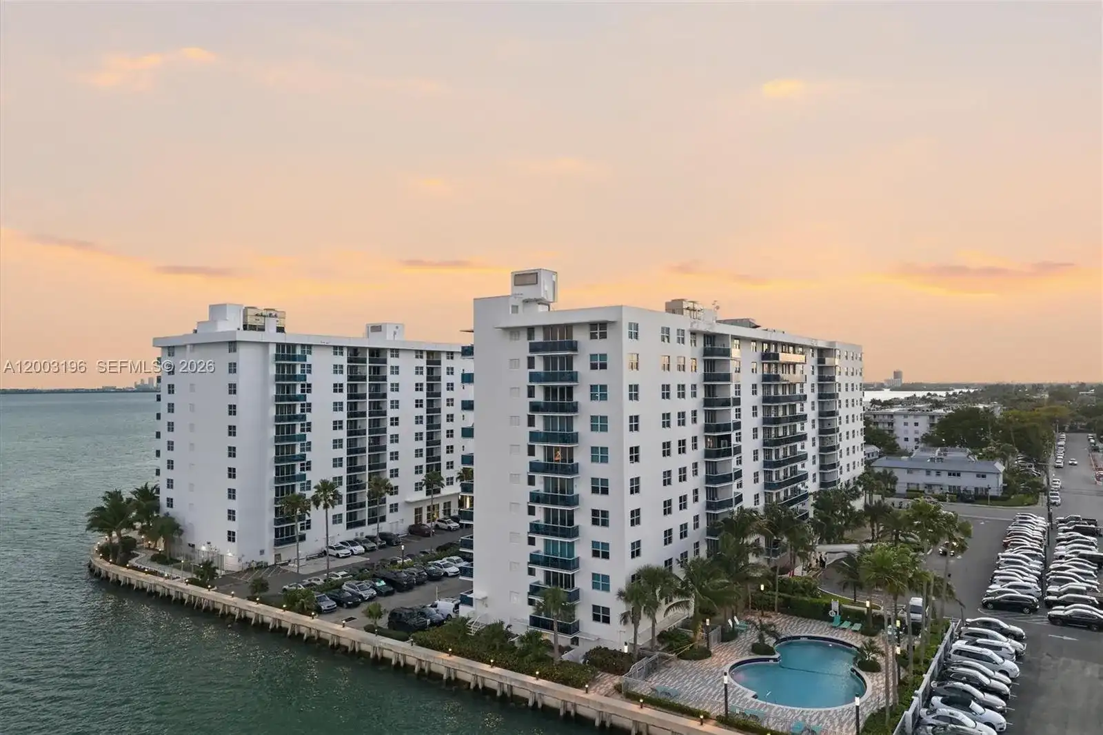 7501 E Treasure Dr, North Bay Village FL 33141