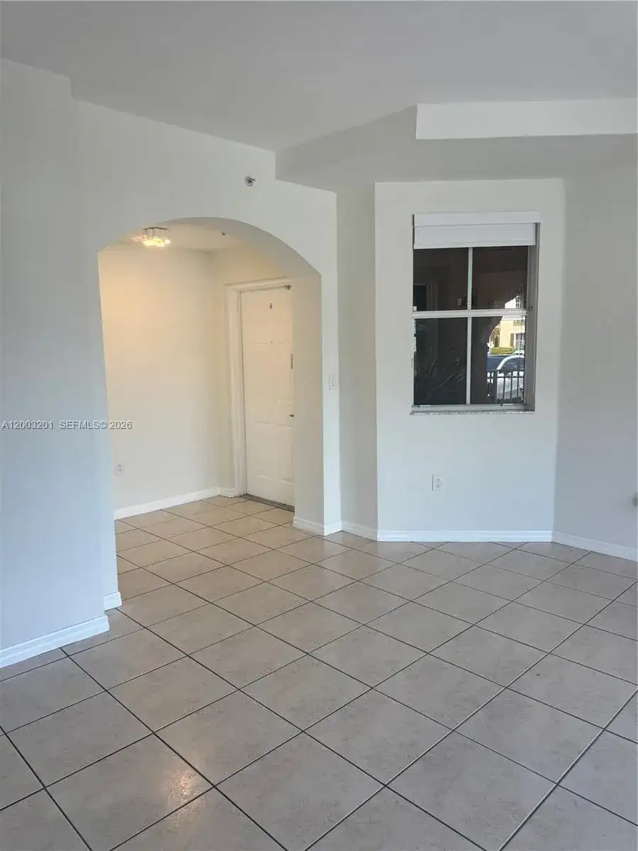 8826 W Flagler St # 102, Miami FL 33174 photo 4