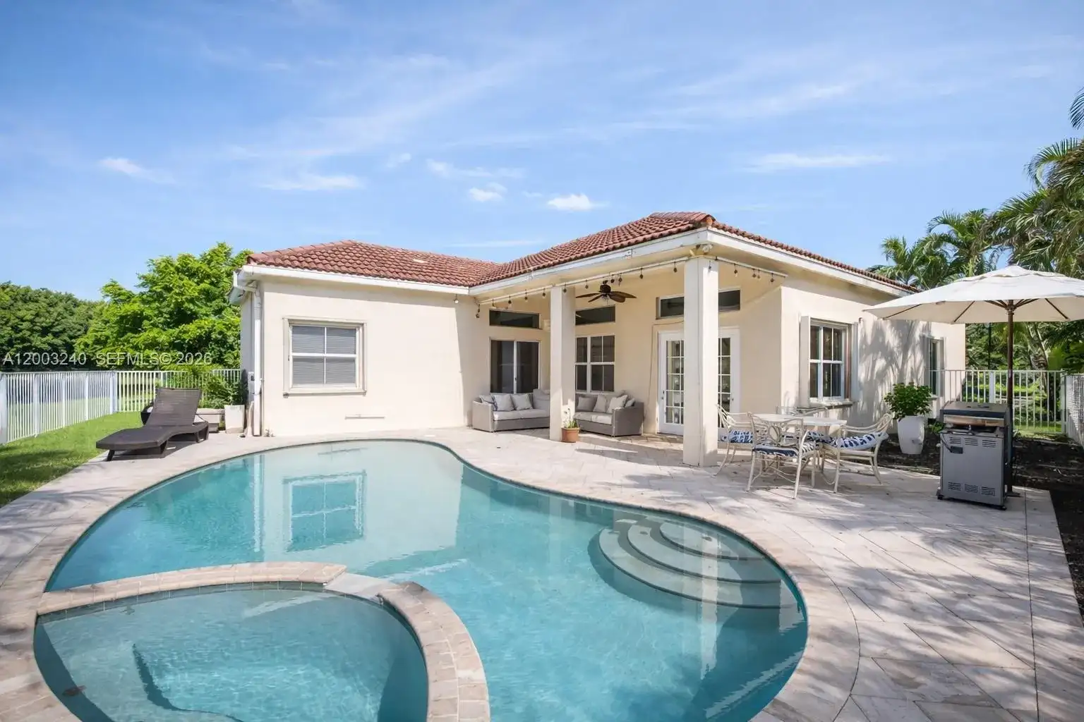 777 Tanglewood Cir, Weston FL 33327 photo 3