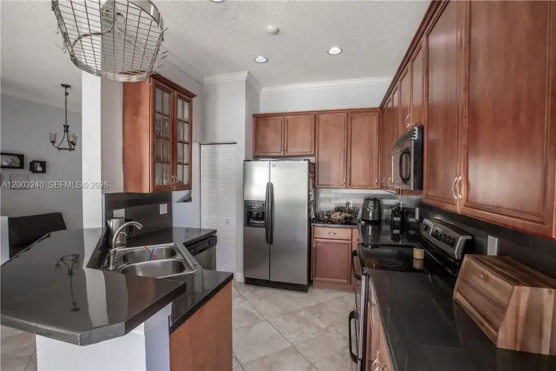 777 Tanglewood Cir, Weston FL 33327 photo 5