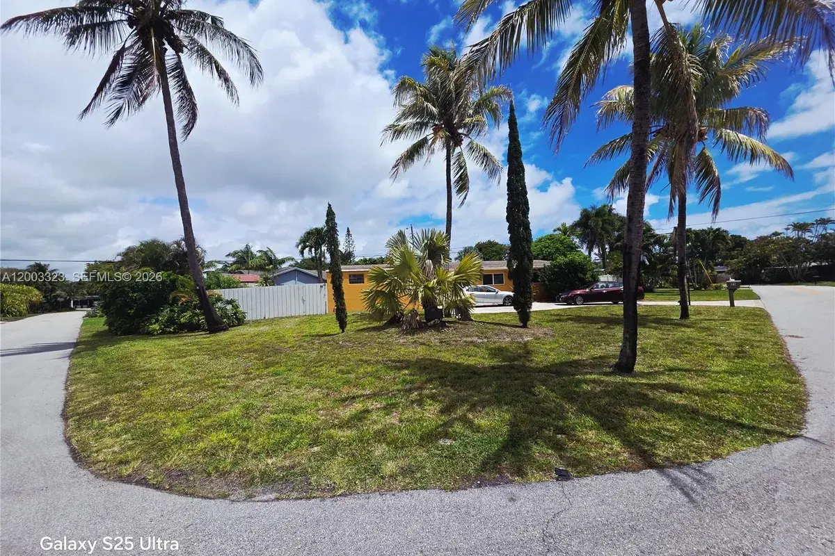 31 NE 27th Dr, Wilton Manors FL 33334