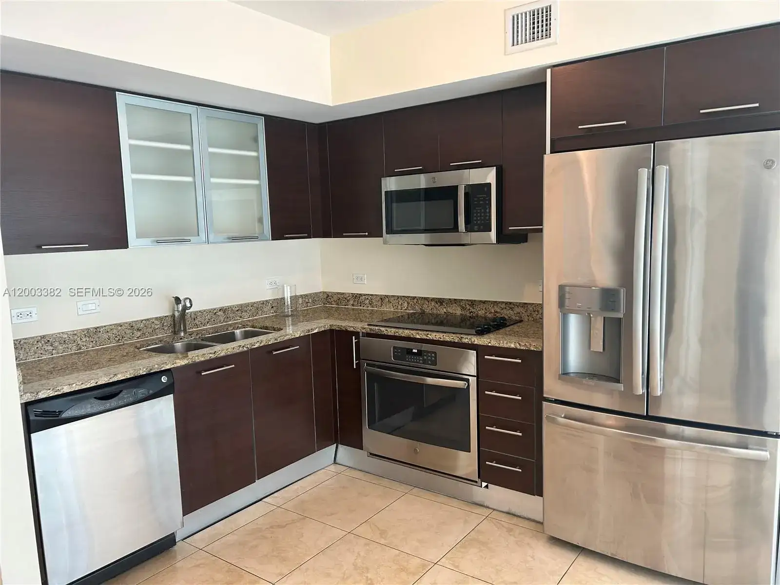 41 SE 5th St # 1108, Miami FL 33131 photo 2