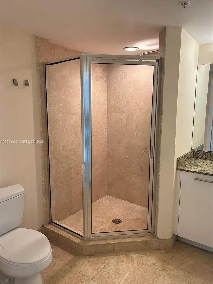 41 SE 5th St # 1108, Miami FL 33131 photo 3