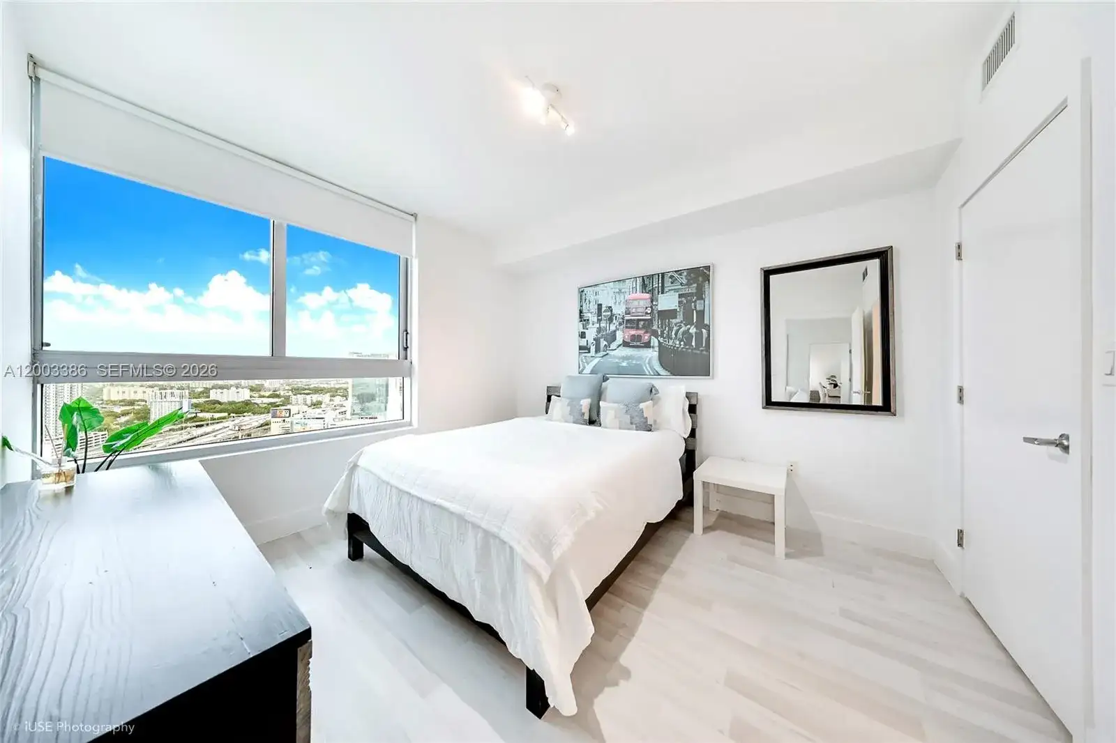 90 SW 3rd St # 3109, Miami FL 33130 photo 5