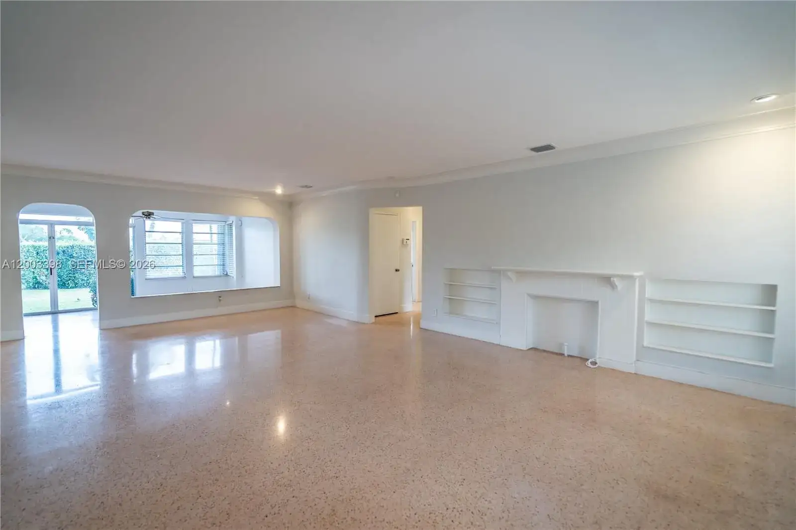 475 S Shore Dr, Miami Beach FL 33141 photo 4