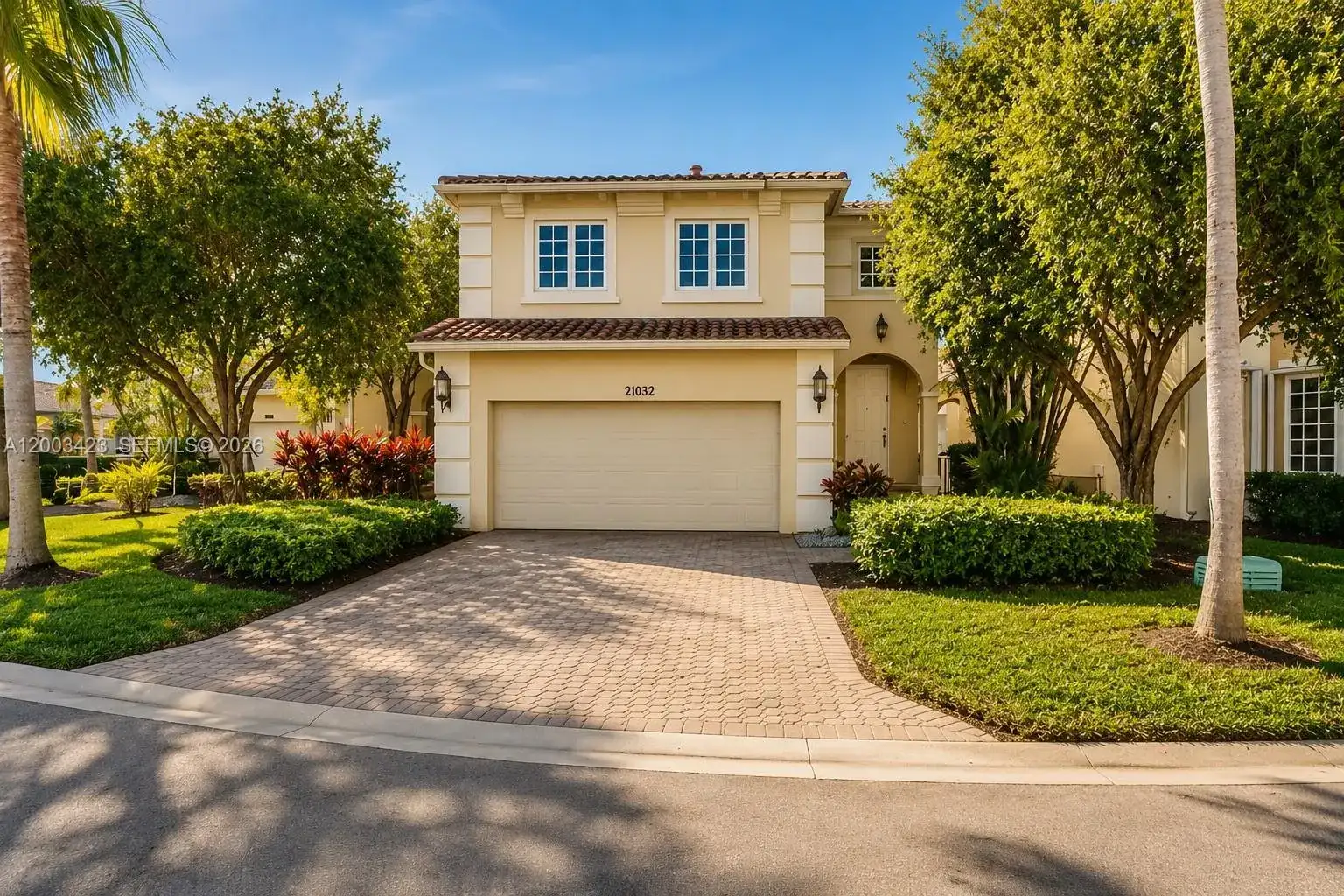 21032 NE 32nd Ave # 21032, Aventura FL 33180 photo 2