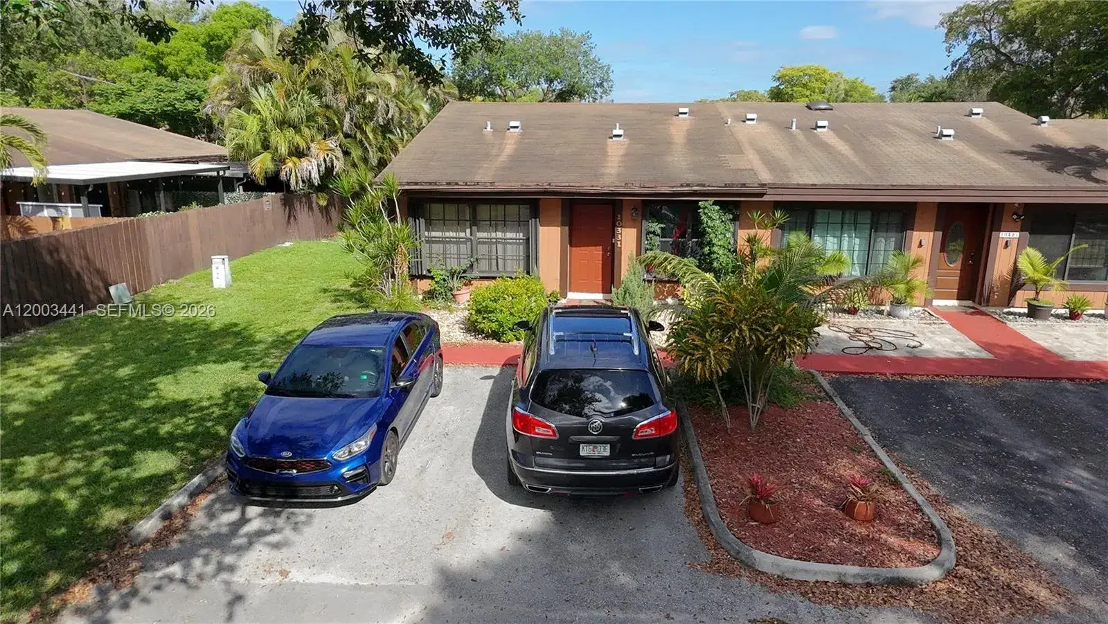 10331 Holly Ct, Pembroke Pines FL 33026