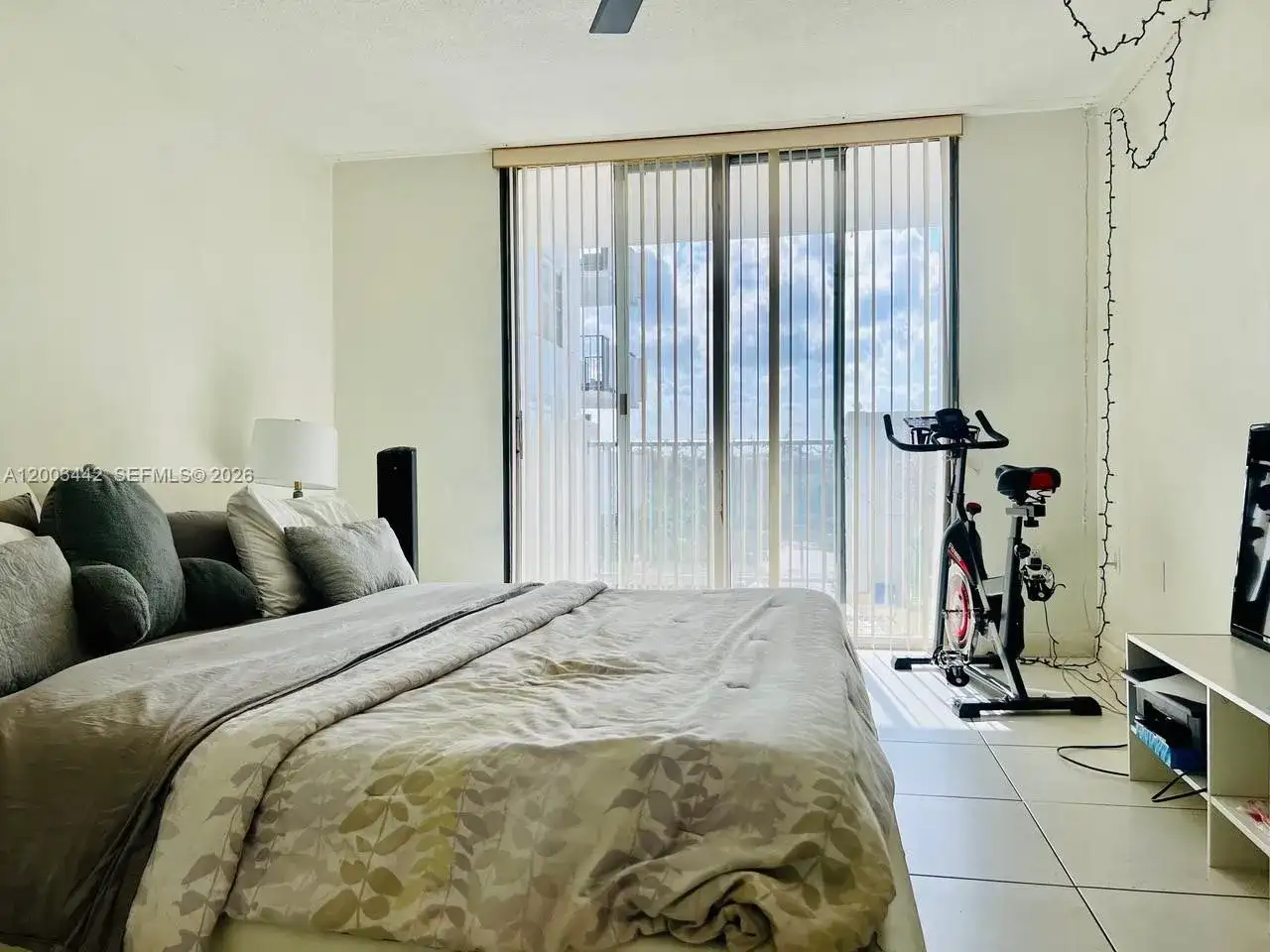 2750 NE 183rd St # 407, Aventura FL 33160 photo 5