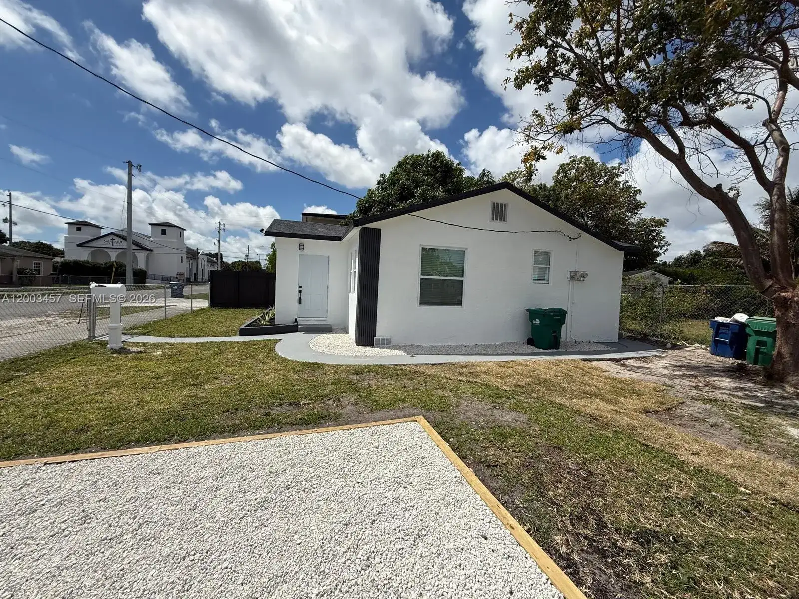 5158 NW 19th Ave # A, Miami FL 33142 photo 2