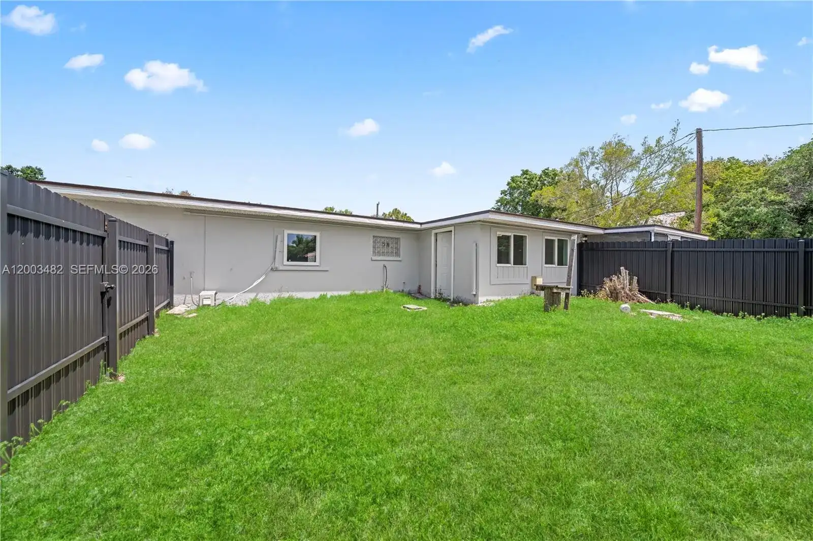 1507 Lavilla RD, Other City - In The State Of Florida FL 33950 photo 2