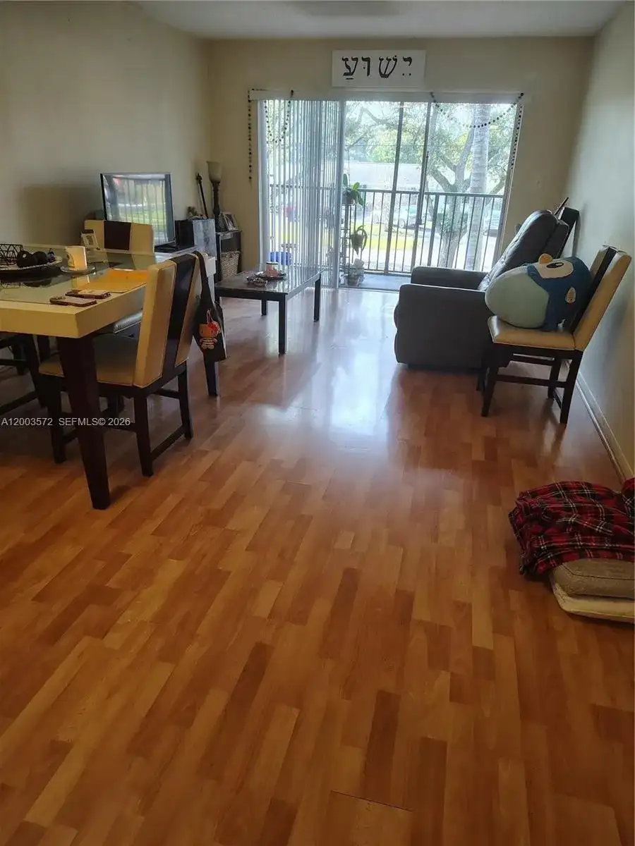 7501 NW 16th St # 3207, Plantation FL 33313 photo 2