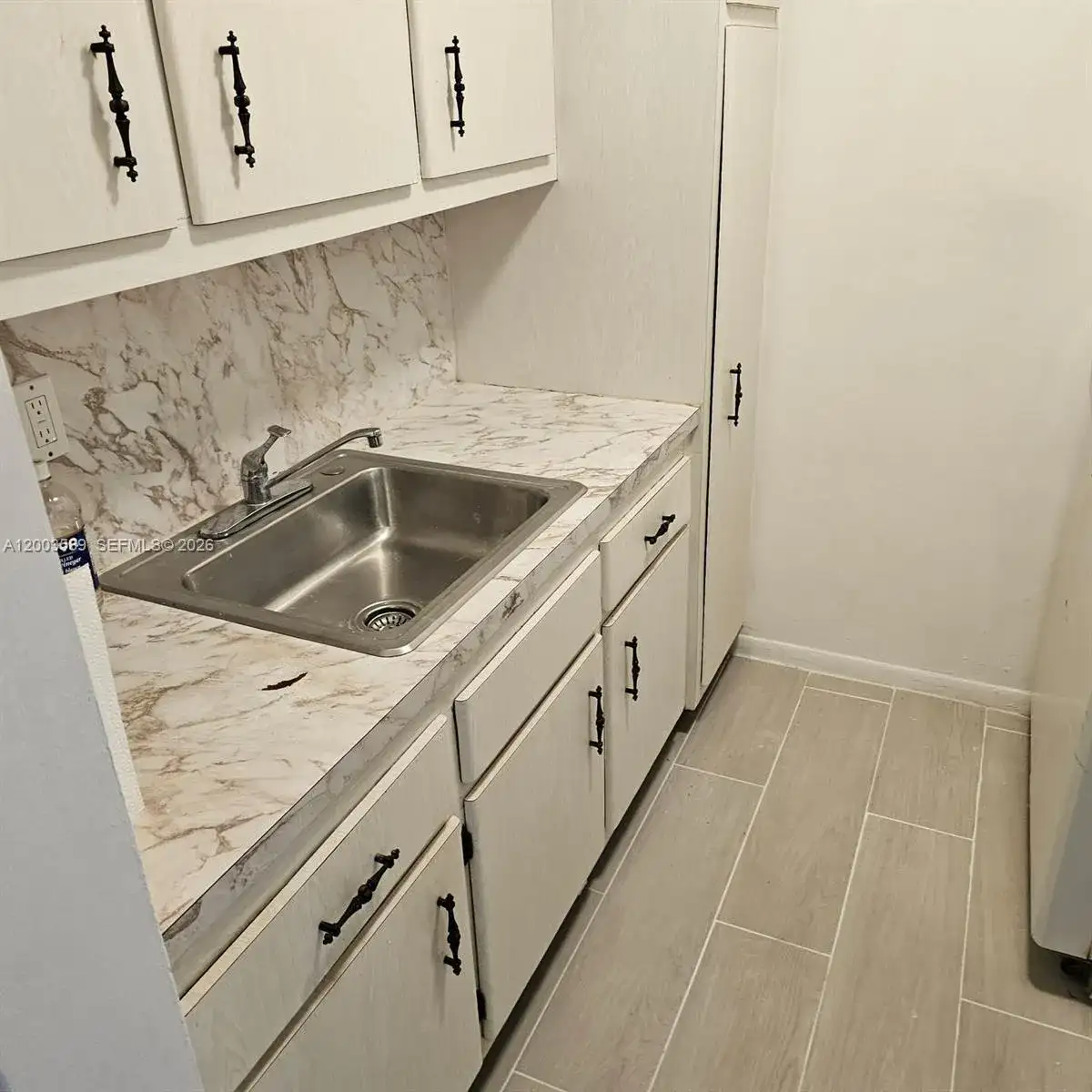 230 SW 11th Ave # 14, Hallandale Beach FL 33009 photo 5